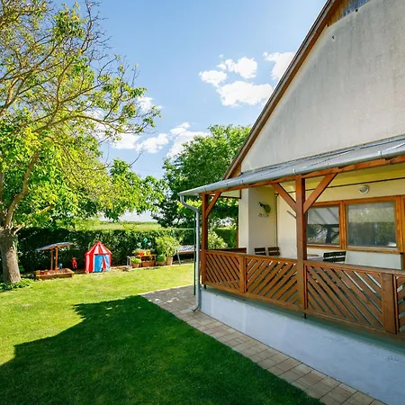 Carlo By Interhome Apartmán Balatonszárszó